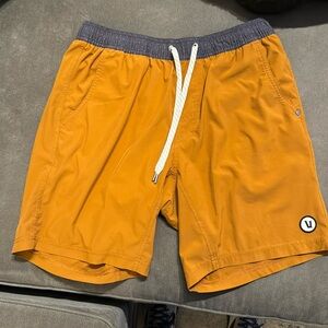Vuori short men
